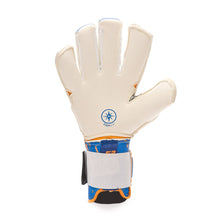 Load image into Gallery viewer, Palm of a soccer glove for women with professional performance  latex and a  Hybrid rollfinger + negative cut